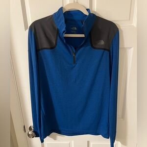 The North Face men’s Flash Dry-XD 1/4 zip shirt blue/grey/black Size Medium